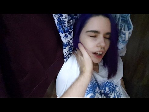 ❤️ Aimsíodh mo SIS sa closet agus chabhraigh sí cum ❤ Gnéas ag ga.vegasservice.ru ️❤
